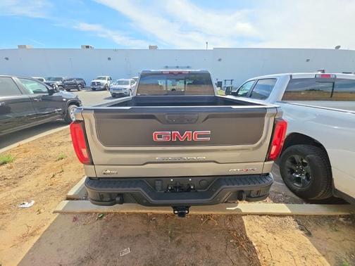 Sterling 2023 GMC Sierra 1500 AT4X