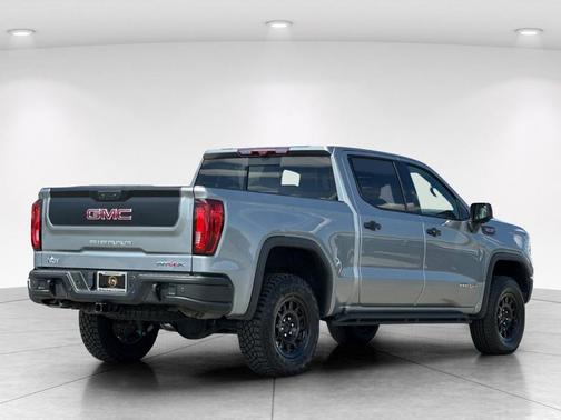 Sterling 2023 GMC Sierra 1500 AT4X