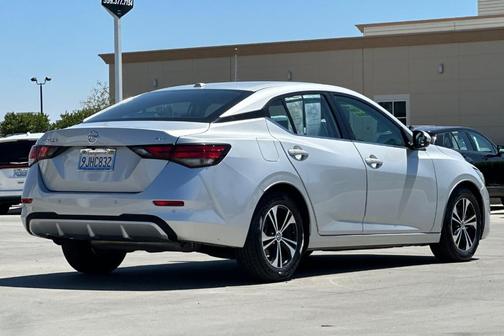 2023 Nissan Sentra SV