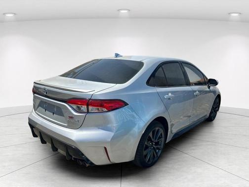 Classic Silver Metallic 2023 Toyota Corolla Hybrid SE