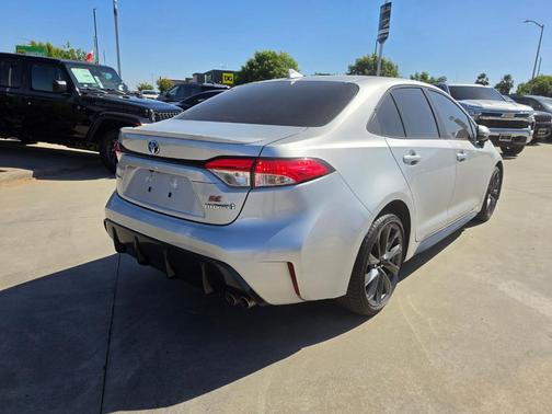Classic Silver Metallic 2023 Toyota Corolla Hybrid SE