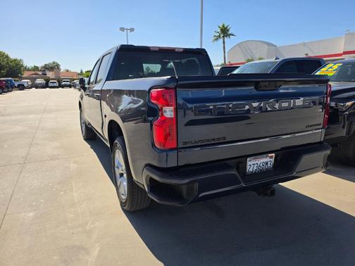 Northsky Blue Metallic 2022 Chevrolet Silverado 1500 Custom