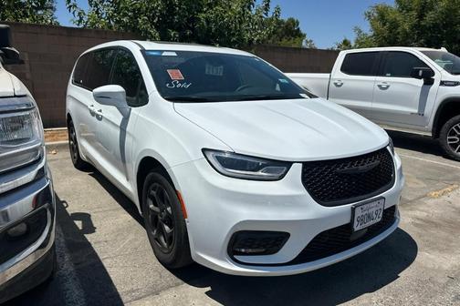 2022 Chrysler Pacifica Hybrid Limited