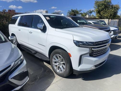 2023 Chevrolet Suburban Premier