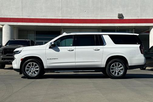 2023 Chevrolet Suburban Premier
