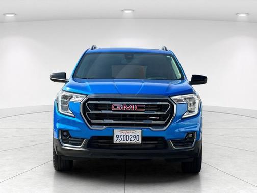 Rip Tide Blue 2024 GMC Terrain AT4