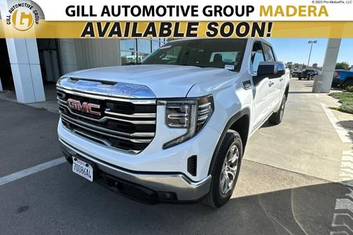 2025 GMC Sierra 1500 SLT