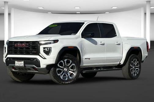 2024 GMC Canyon AT4