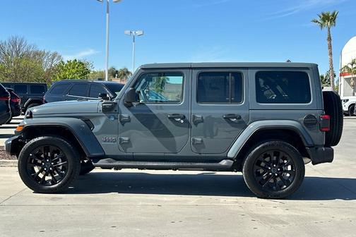 2025 Jeep Wrangler 4xe Sahara