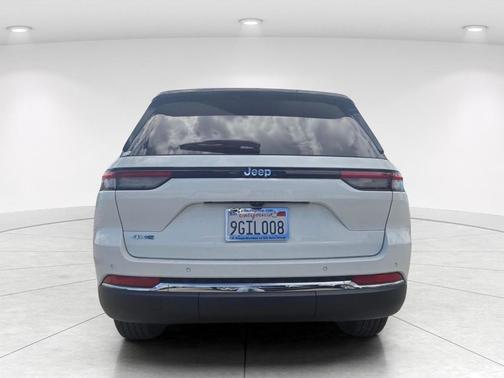 Bright White Clearcoat 2023 Jeep Grand Cherokee 4xe Base