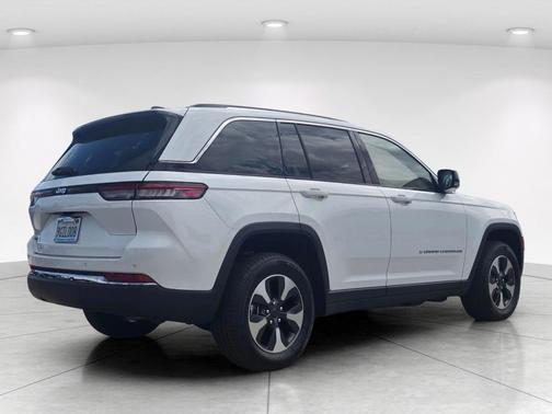Bright White Clearcoat 2023 Jeep Grand Cherokee 4xe Base