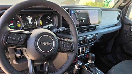 Anvil Clearcoat 2025 Jeep Wrangler 4xe Sport
