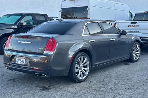 2020 Chrysler 300 Limited