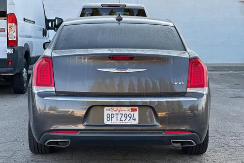 2020 Chrysler 300 Limited