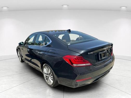 Vik Black 2020 Genesis G70 2.0T