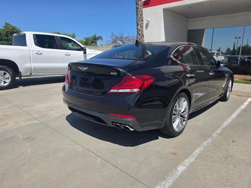 Vik Black 2020 Genesis G70 2.0T