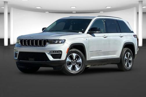 Silver Zynith 2024 Jeep Grand Cherokee 4xe Base