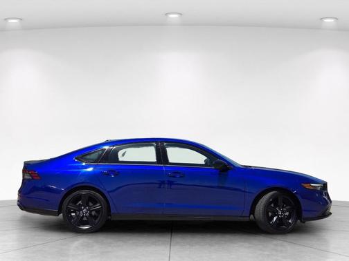 Canyon 2024 Honda Accord Hybrid Sport-L