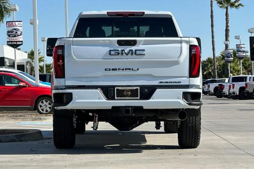 Glacier White 2026 GMC Sierra 2500 Denali Ultimate