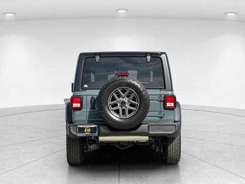 Anvil Clearcoat 2026 Jeep Wrangler Sport
