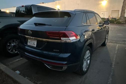 2022 Volkswagen Atlas Cross Sport 2.0T SE w/Technology