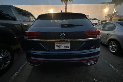 2022 Volkswagen Atlas Cross Sport 2.0T SE w/Technology