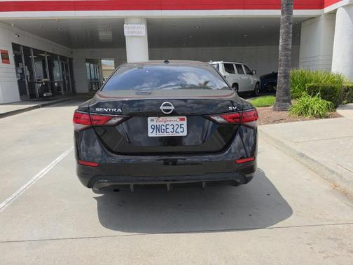 Black 2024 Nissan Sentra SV