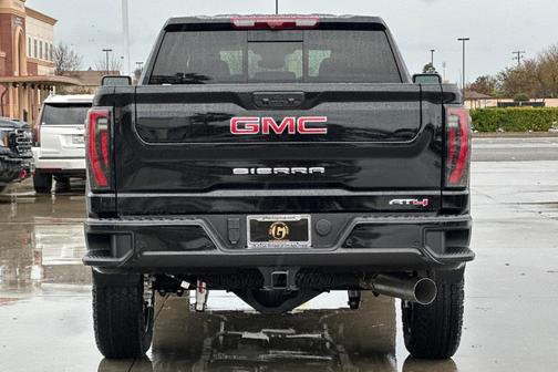 2026 GMC Sierra 2500 AT4