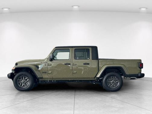 41 2026 Jeep Gladiator Sport