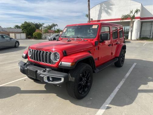 2025 Jeep Wrangler 4xe Sahara