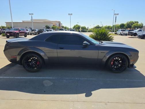 Granite Crystal Clearcoat Metallic 2021 Dodge Challenger R/T Scat Pack