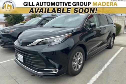 2024 Toyota Sienna XLE