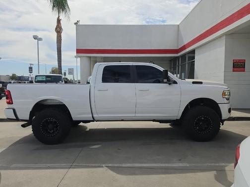 Bright White Clearcoat 2019 RAM 2500 Big Horn
