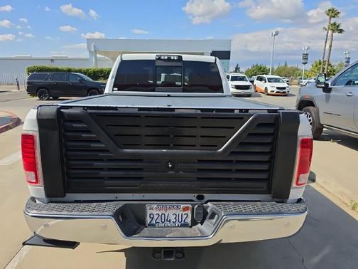 Bright White Clearcoat 2018 RAM 3500 Laramie