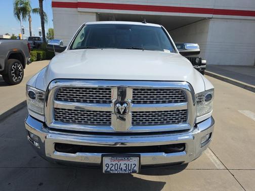Bright White Clearcoat 2018 RAM 3500 Laramie