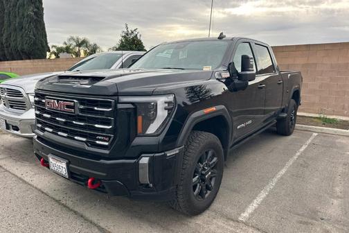 2024 GMC Sierra 3500 AT4