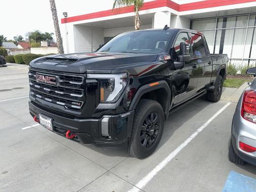 2024 GMC Sierra 3500 AT4