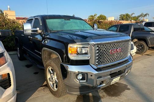 2015 GMC Sierra 2500 Denali