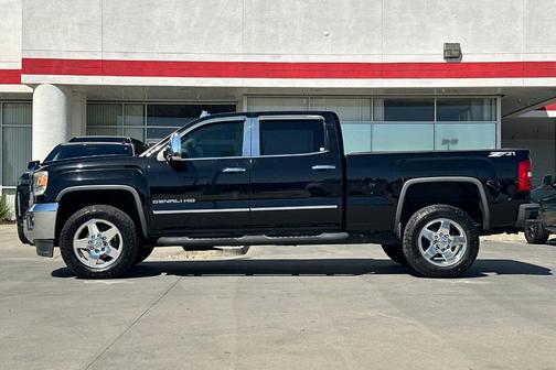 2015 GMC Sierra 2500 Denali