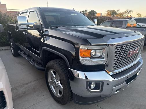 2015 GMC Sierra 2500 Denali