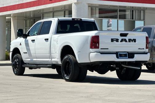 Bright White Clearcoat 2026 RAM 3500 Big Horn