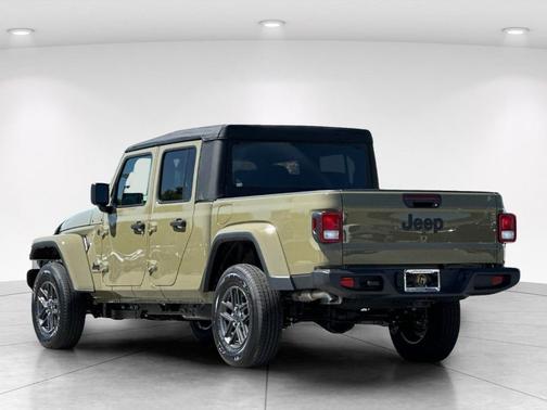 41 2026 Jeep Gladiator Sport