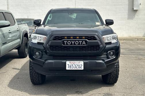Midnight Black Metallic 2020 Toyota Tacoma SR5