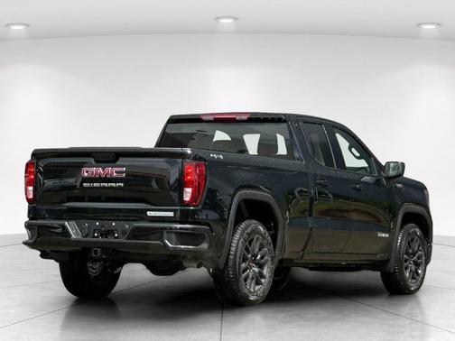 Onyx Black 2026 GMC Sierra 1500 Elevation