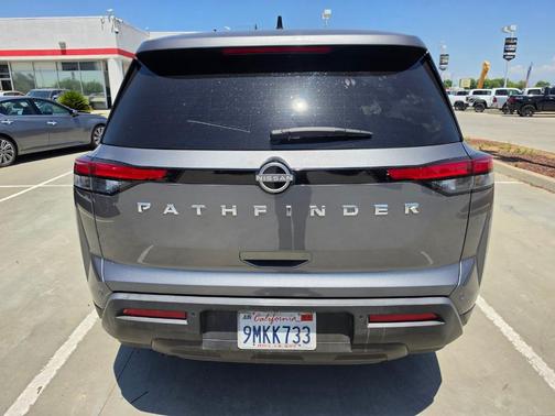 Gun Metallic 2024 Nissan Pathfinder S