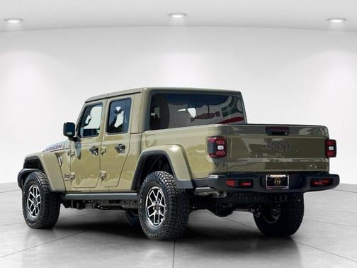41 2026 Jeep Gladiator Rubicon