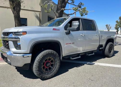 Silver Ice Metallic 2022 Chevrolet Silverado 2500 LT