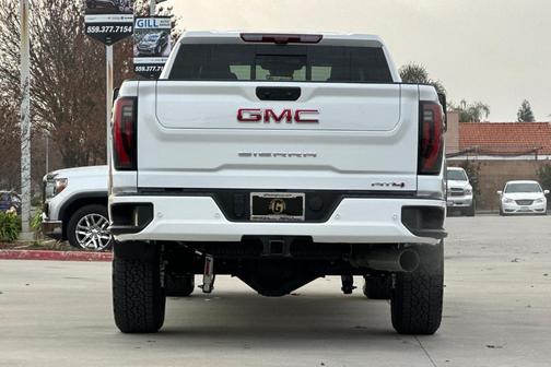 2026 GMC Sierra 3500 AT4