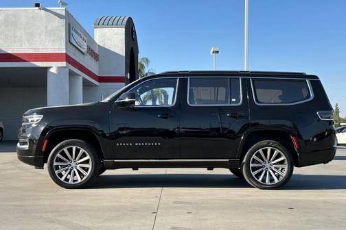 2023 Jeep Grand Wagoneer Series II