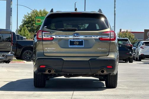 Green Metallic 2025 Subaru Ascent Premium